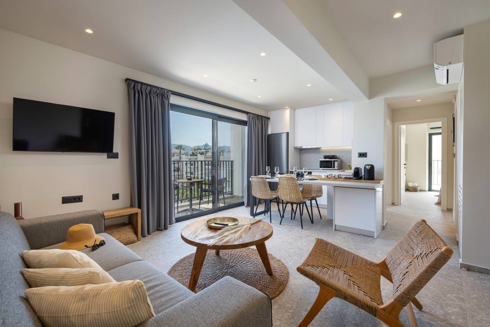 Apartment with Two Bedrooms and Balcony - Accommodation